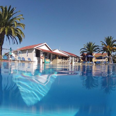 Aparthotel Tria Adelphia Arillas  Exterior foto